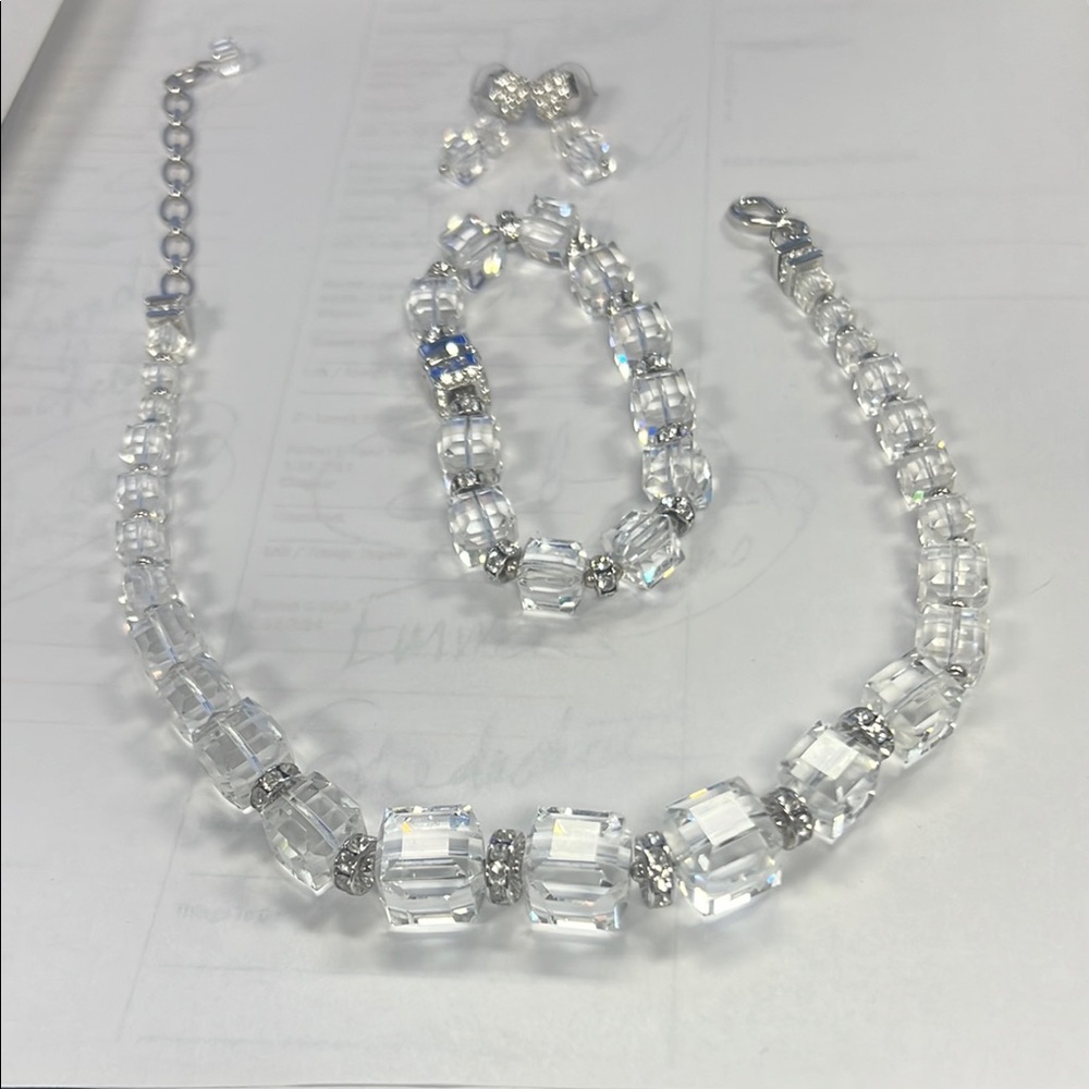 Sworaski Elegant Crystal and Silver Jewelry Set